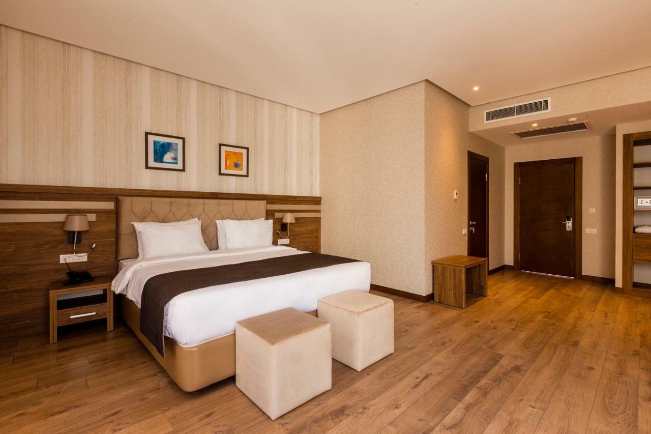 City Park Hotel Baku Exterior photo